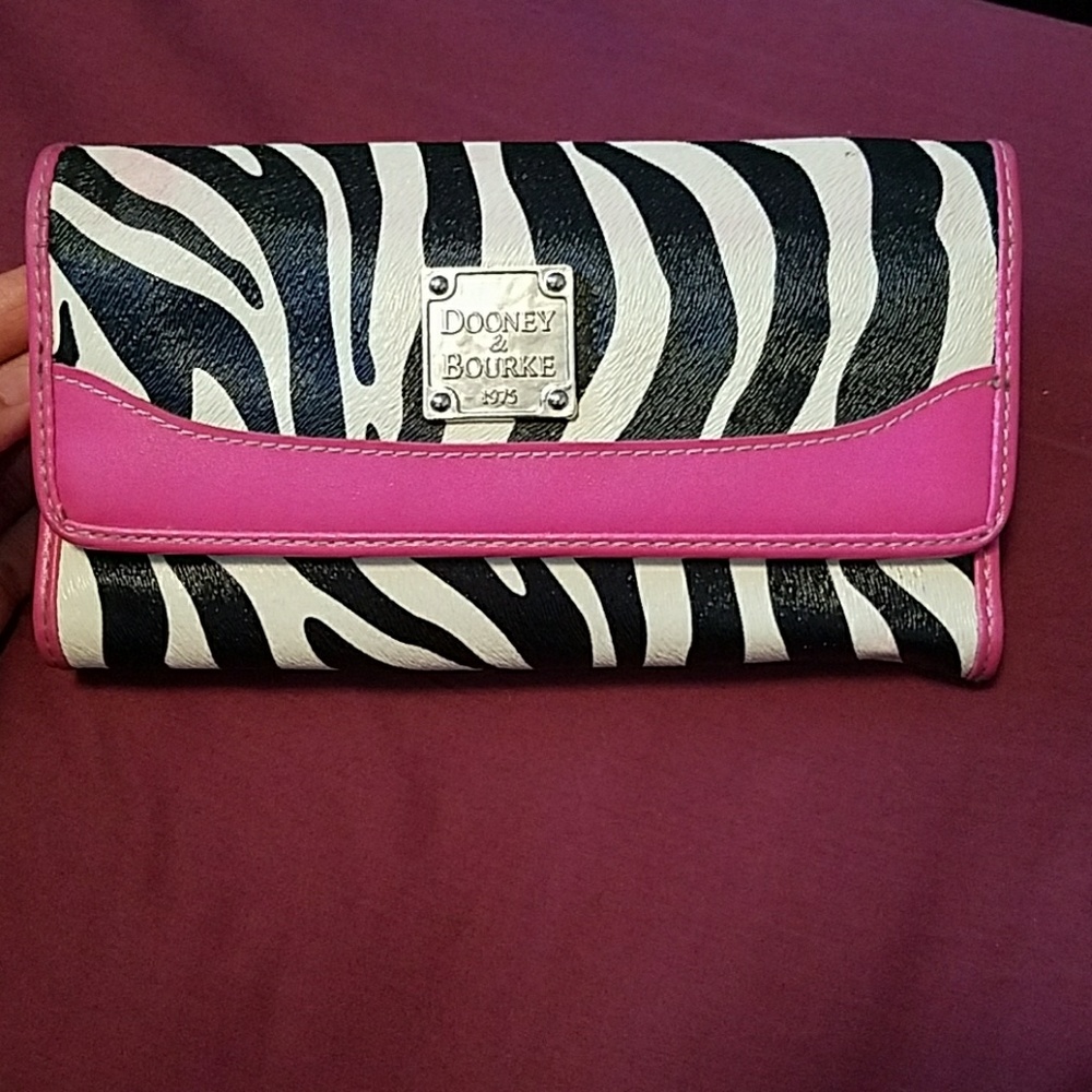 Dooney & Bourke zebraprint wallet final price dro